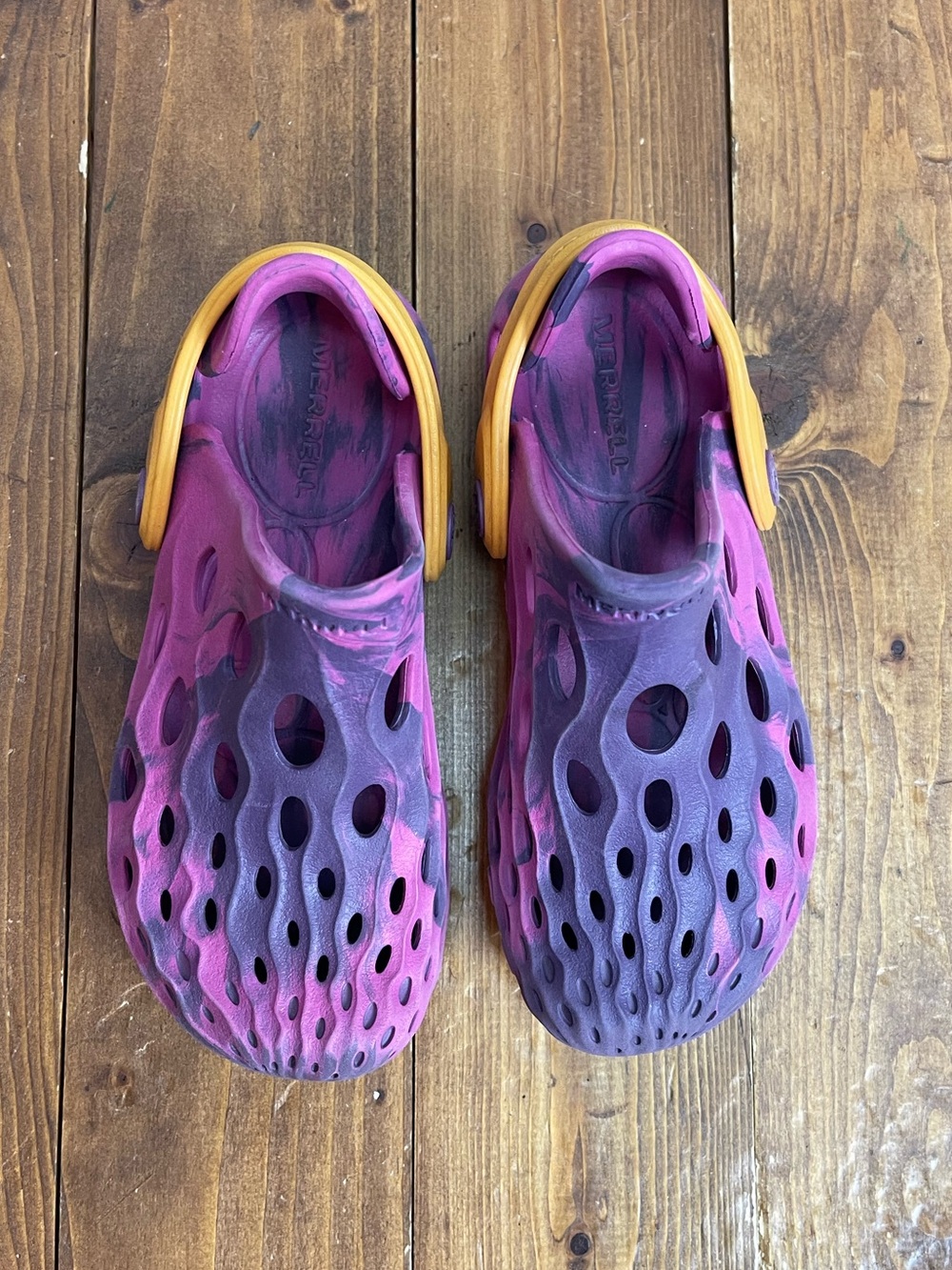 Merrell kids size 11 pink and purple hydro moc shoes